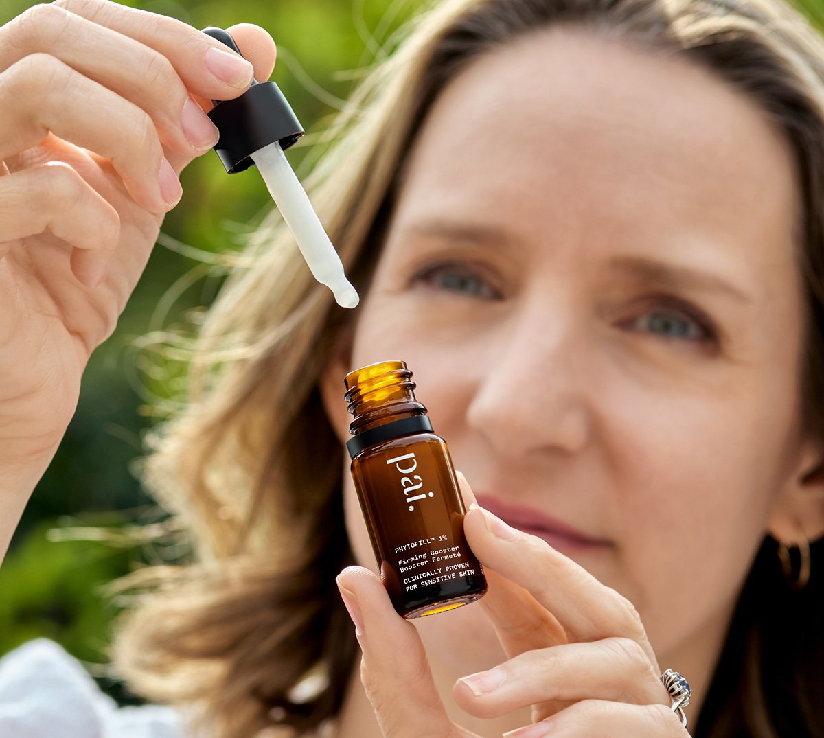 Har du prøvd boosterene fra Pai Skincare? Disse er utviklet for å gi hudpleierutinen din et kraftig løft med høykonsentrerte aktive ingredienser. Med boosterene kan du enkelt skreddersy pleien etter hva huden din trenger.