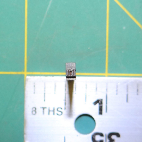 (1) Lower case "n" Antique Metal Typeset Letterpress Block 'Parry Bold' 12pt