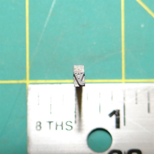 (1) Lower case "y" Antique Metal Typeset Letterpress Block 'Parry Bold' 12pt