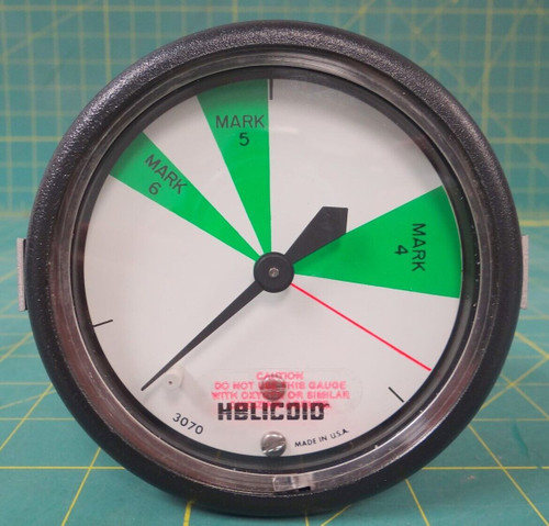 Helicoid E1E3H1A10004RAD 4-Inch Panel Mount Gauge 