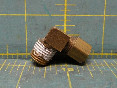 Eaton Weatherhead Brass Elbow Adapter 1/4" OD Compression Tube, 1/4" NPT