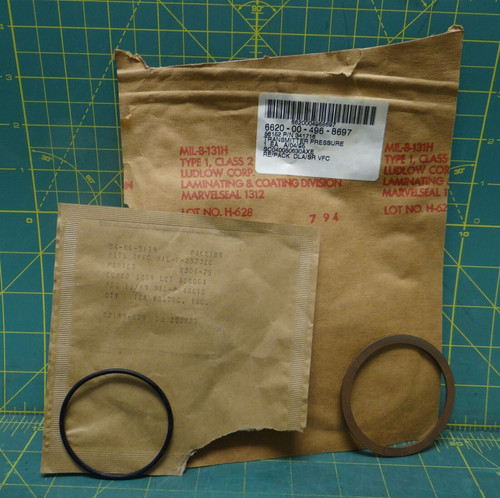 Elder and Co 341716 2-3/4" Pressure Transmitter W/2-1/4" O-Ring 6620-00-496-8697