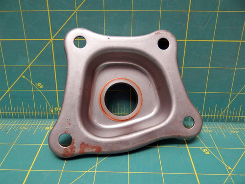 Detroit Diesel P/N 5144662 Military Vehicle Tachometer Drive Cover