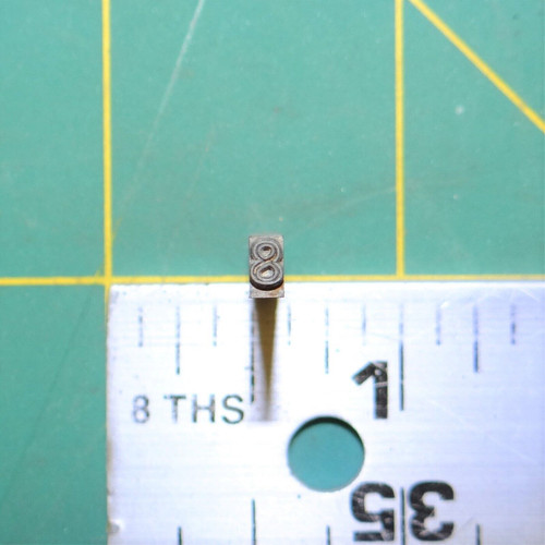 (1) Number '8' Antique Metal Typeset Letterpress Block 'Parry Bold' 12pt. font