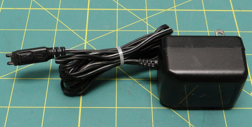 Motorola OEM PLMN744D Power Supply Wall Charger AC Adapter 4.4V 1.5A