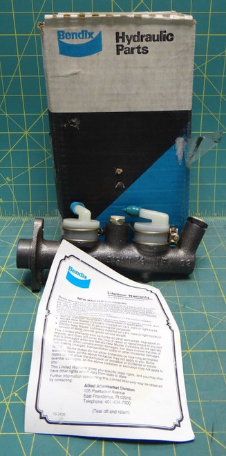 Bendix Hydraulic Brake Master Cylinder Assembly, Nabco 7/8, Japan, PN: 11801