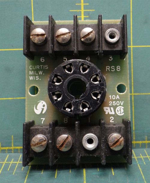Curtis Industries Relay Socket Assembly RS8 8 Pin 10 Amps 250 V Missing Screws