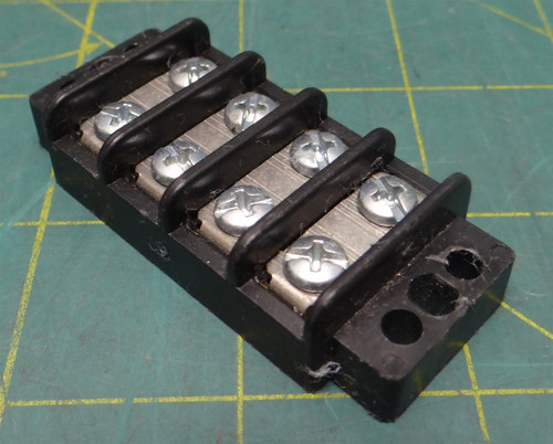 Bussmann by Eaton Barrier Electrical Terminal Block 2 Row 4 Position 2.45in L