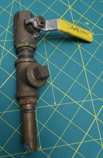 Apollo 1/2" Brass Inline Ball Valve 600 WOG, Attached Fitting and Partial Pipe