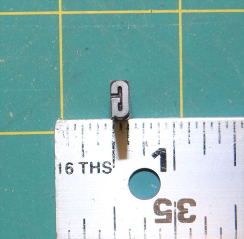(1) Letter "G" Vintage Metal Typeset Letterpress Block 'Gothic Bold' 18pt. font
