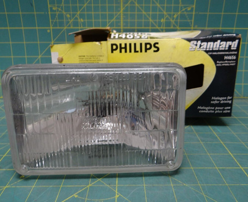 Philips H4656C1 Standard Halogen Sealed Beam Headlamp, 1 Pack