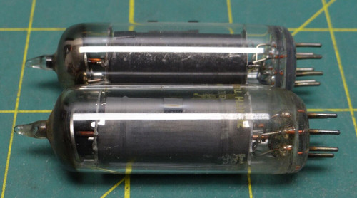 QTY: 2 Zenith USA 6AQ5A Black Ribbed Plate Top O Get Vacuum Tube