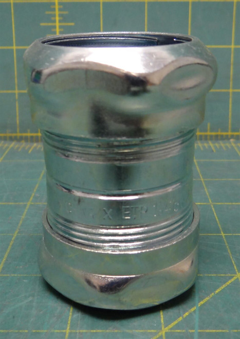 1-1/4" Trade Size EMT Compression Conduit Coupling Zinc-plated Steel 3" Length