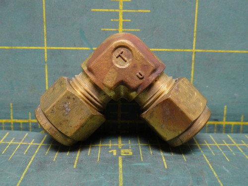 3/8 in. O.D. to 3/8 in. O.D. Brass Compression 90-Degree Elbow Fitting