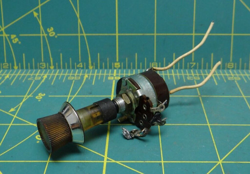 E-35961 Noble Snap Switch Issue J-425 With Knob