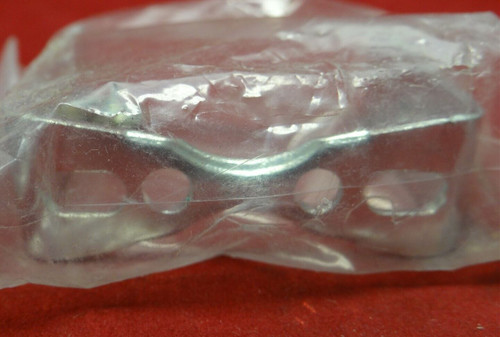 GND 2-1/4" U-Shaped Bracket Steering Gear W/ Split Lock Washer and Hex Nuts