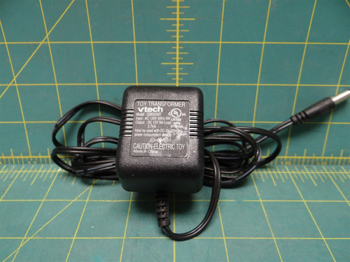VTech Toy Transformer U093030D AC Adapter 120VAC Inpute 15VDC Output