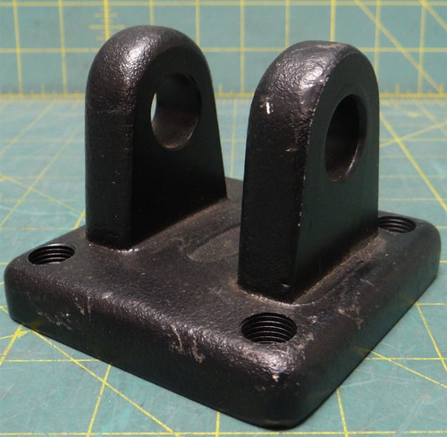 Female Clevis Bracket 1/2 in Bore Dia 3 1/2 in Base Length 2 3/4 in Height Black