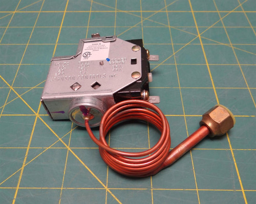 Johnson Controls P20BA-46 HVAC Pressure Switch OPEN LO 15 PSIG 36"-Capillary 
