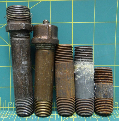 Lot of 5  1/2" Pipe Nipples Mixed Lengths