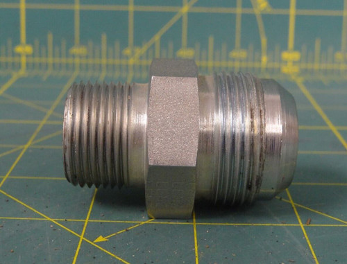 LENZ 3105-16 Straight Connector 1-1/4" Flared Tube End x 3/4" NPT Male Connector