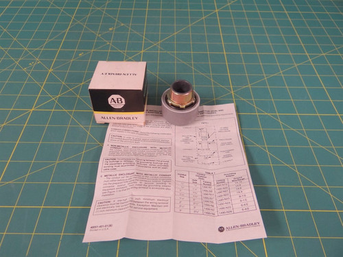 Allen Bradley 1490-N9 Conduit Hub Connector   3/4"   Series A 