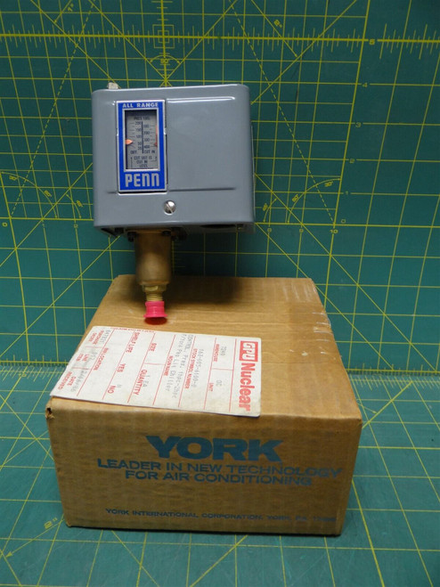 Johnson Controls P70GA-23 Controls for High Pressure Applications 100"/400 PSIG