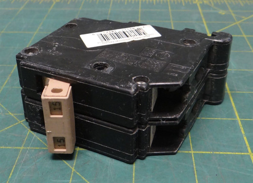 Eaton Standard Circuit Breaker CH215 Common Trip 120/240 VAC 15 A 10 kA 2 Poles