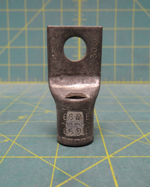 Thomas & Betts 1-Hole Copper Short Barrel Compression Lug 66 White 300 KCMIL 