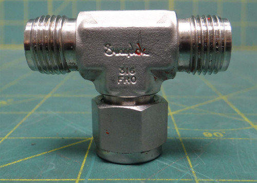 Swagelok SS-600-3 Union Tee Tube Fitting 3/8" OD Stainless Steel Missing 2 Nuts