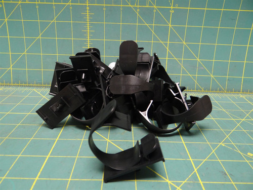 (Qty: 22) Panduit 1" Cable Push Mounting Wire Nylon Clip LWC100-H25-L20 Black