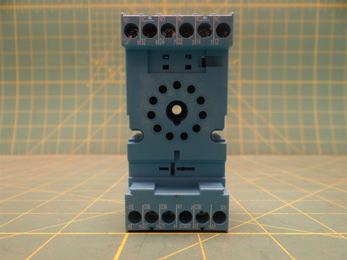 Finder 90.03.SMA 3CO-3PDT, 10 Amp, 11-Pin, 250VAC, Din Rail Mount Relay Socket