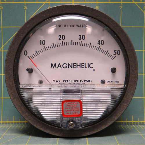 Dwyer Magnehelic 4" Differential Pressure Gauge 0-50 Inches Of Water Model: 2050