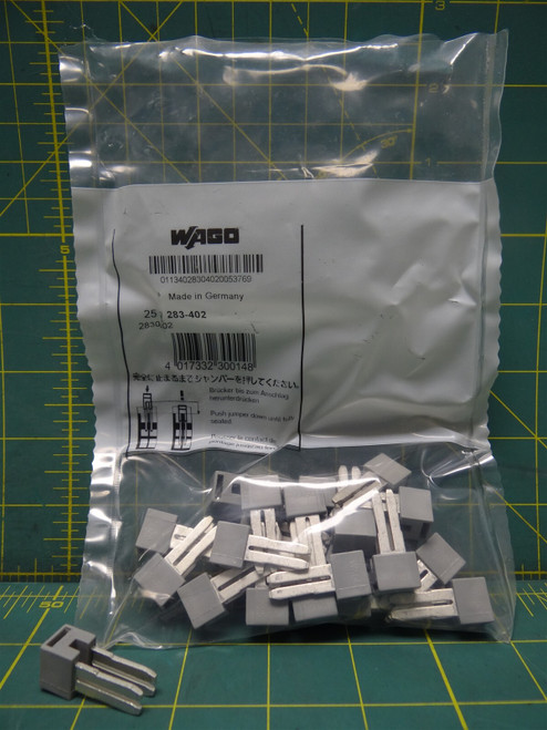 (Qty: 25) Wago 283-402 4-Pos Insulated Adjacent Jumper Terminal Block Accessory