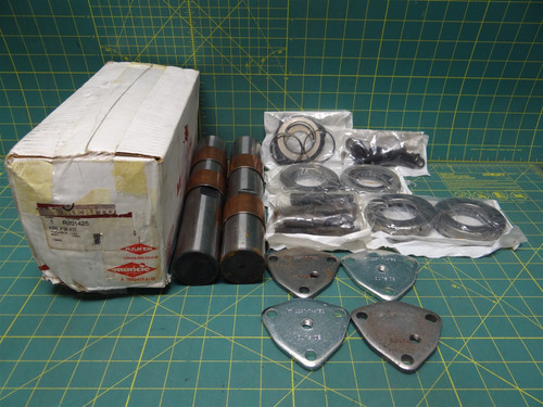 Meritor R201425 King Pin Kit 110498B Replacement Heavy Duty Truck Axle Parts