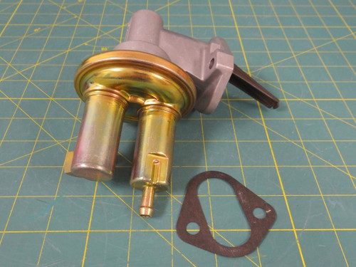 Master Parts Division 6748 Fuel Pump   1976 - 1982 Ford & Mercury