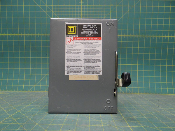 Square D General Safey Switch D321N 30A 240V Type 1 Enclosure 1Ph or 3ph *Used*