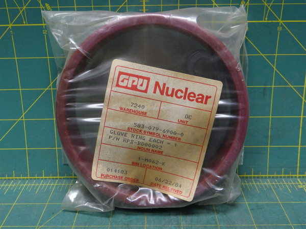 Lancs Industries Magenta Glove Ring 4 1/2" Inner Diameter PN: LI-410