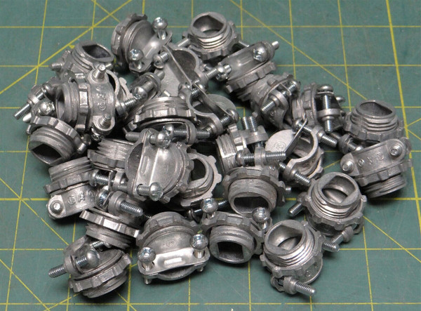 (29) AI 841 ½" Zinc Die-Cast Non-Metallic NM 2 Screw Clamp Type Cable Connector