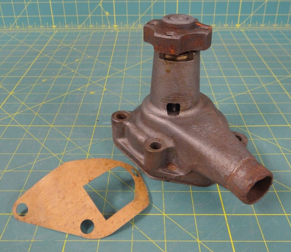 Arrow 7-3001 Water Pump -Remnfctrd NOS 38-69 Allis-Chalmers Minneapolis-Moline 