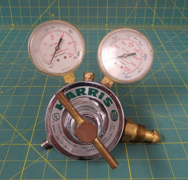 Harris 92-50-SS Stainless Steel Pressure Regulator CGA-580 