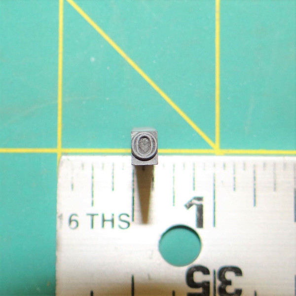 (1) Upper case "O" Antique Metal Typeset Letterpress Block 'Parry Bold' 12pt