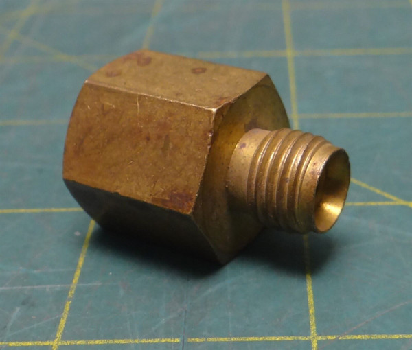 1/2" Female SAE X 3/8" Male SAE Straight Brass Pipe Fitting 