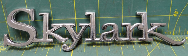 Buick Skylark Emblem Nameplate 7736039 16166 MD 1  7.25" Long