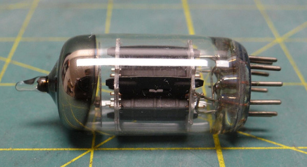 General Electric GE Vacuum Tube Electronic 6189 AT50C Clear Base Amplifier