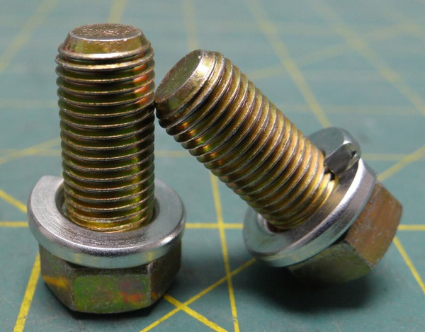 QTY: 4 MSC Yellow Zinc Plated Hex Bolt 7/16"-20 X 1" w/ Split Lock Washer