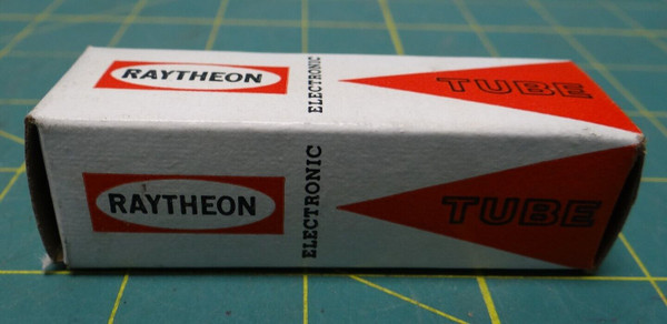 Raytheon/Hitachi Vacuum Tube Electronic 8F07 8CG7