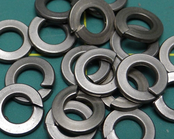 QTY: 18 Split Lock Washer 0.2550" ID, 0.4780" OD, 0.0750" Thick