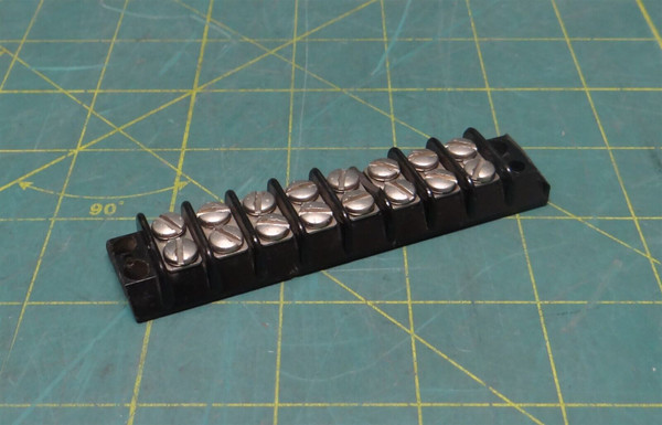 Marathon Double Row Barrier Marine Grade Terminal Block, 8 Position