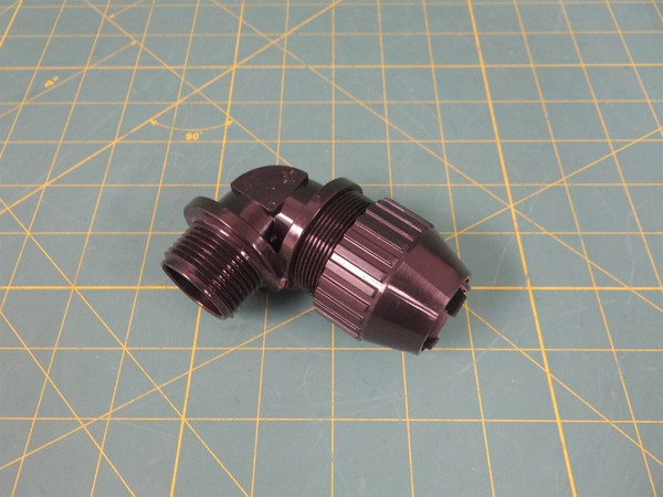 Thomas & Betts 2685 Liquid-Tight Connector     90-Degree     1" 